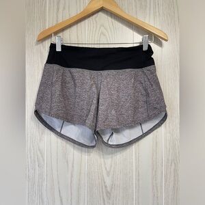 Lululemon Speed Up MR Lined Short 4" Grwy Black Women's Size 4 Tall EUC